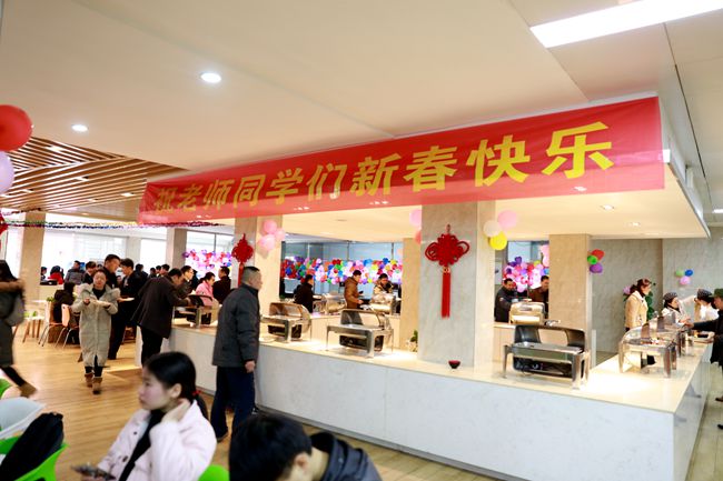 1518231939249089688.jpg 就餐2_副本.jpg