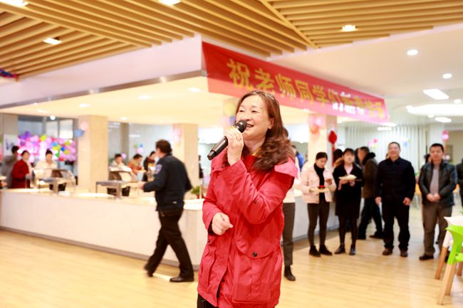 1518231997749019000.jpg 校长致新年贺词_副本.jpg