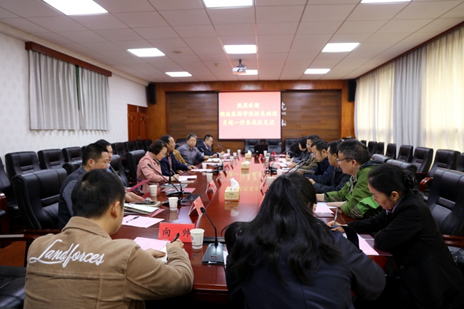 1540549714749069272.jpg 7L4A0100.jpg