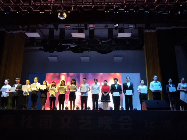 1527151523023026577.jpg DCDDEF3347AD6FD43AE3E2AFE7B7C329.jpg