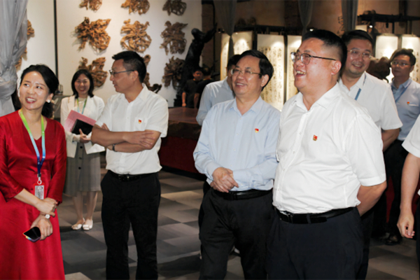 1664181830377088826.jpg 图片2.jpg