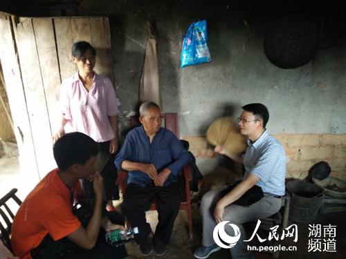 湖南商学院师生赴开慧村宣讲治国理政思想