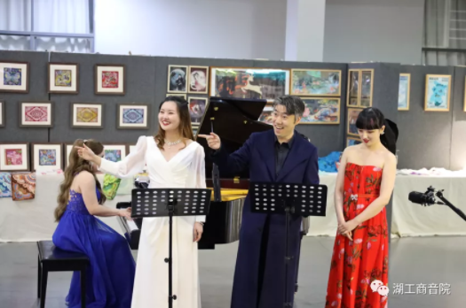 1643097662678030915.png image.png