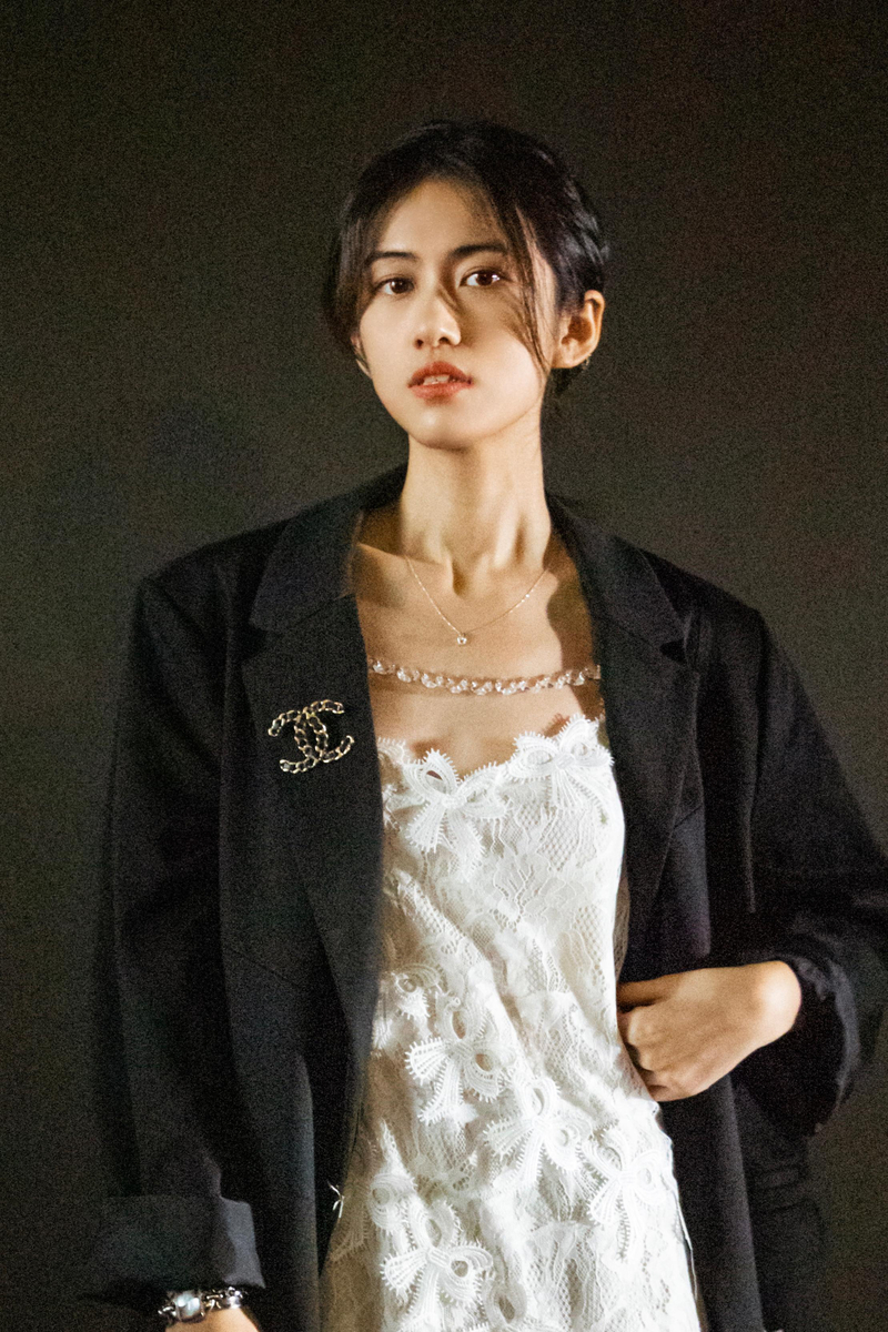 1668677517127045304.jpg 张笑妍.jpg